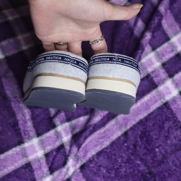GREY SCUFF SLIPPERS 6.5 Nautica Blue Fleece Spring Fall Warm Casual Logo - Picture 5 of 10